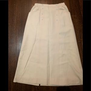 Guy Laroche Paris authentic mid- length wool skirt